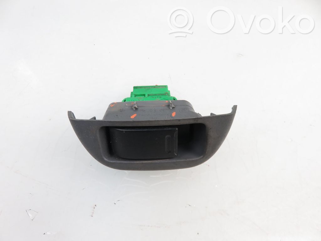 Quarter vent window switch   742320H010,742320H010
