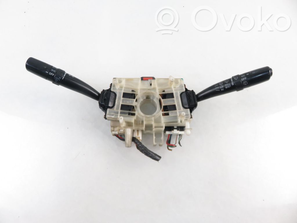 Subaru Legacy Commodo, commande essuie-glace/phare 