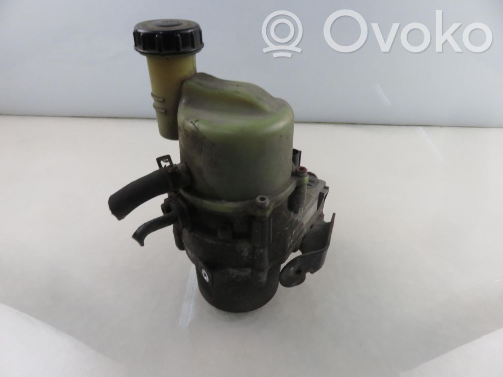 Dacia Dokker Ohjaustehostimen pumppu 