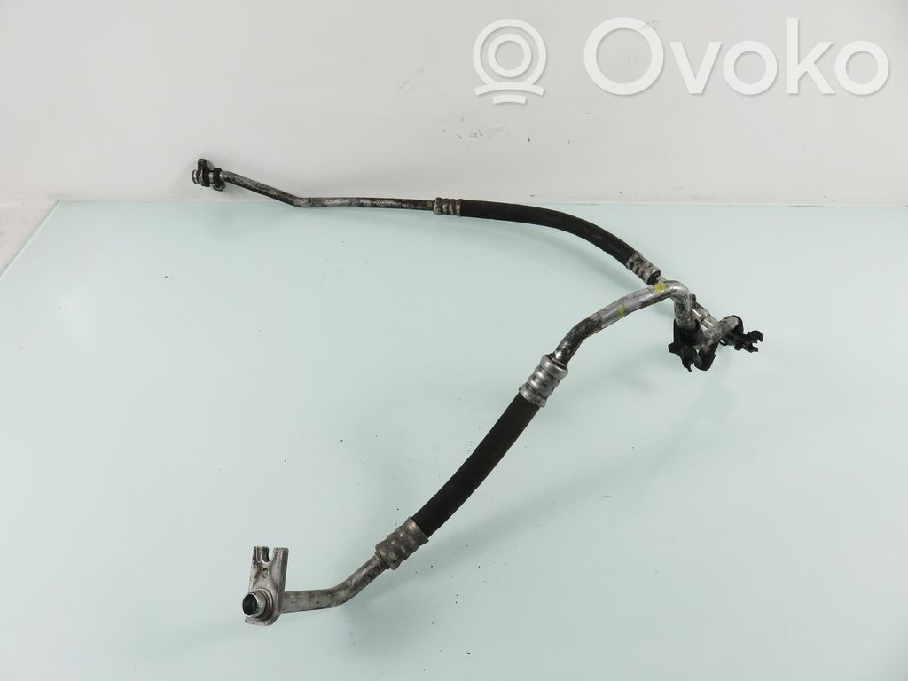 Opel Movano A Ilmastointilaitteen putki (A/C) 