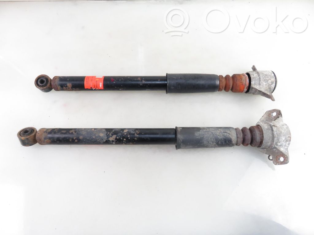 Audi A4 S4 B8 8K Stoßdämpfer hinten 