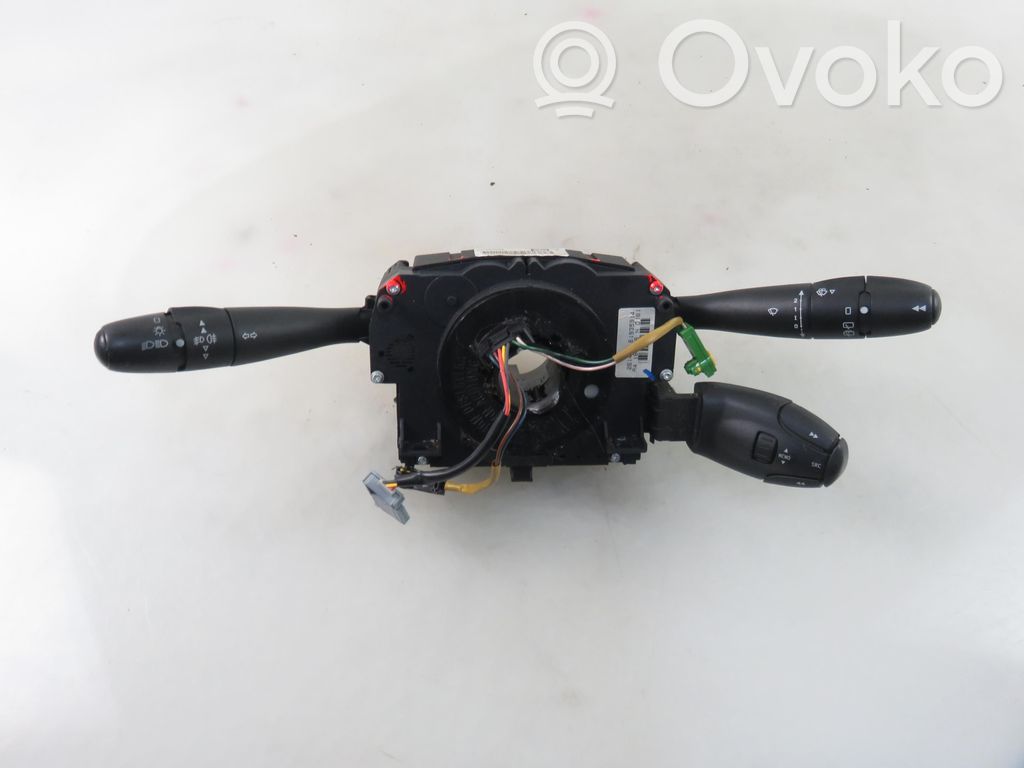 Peugeot 207 Wiper turn signal indicator stalk/switch 