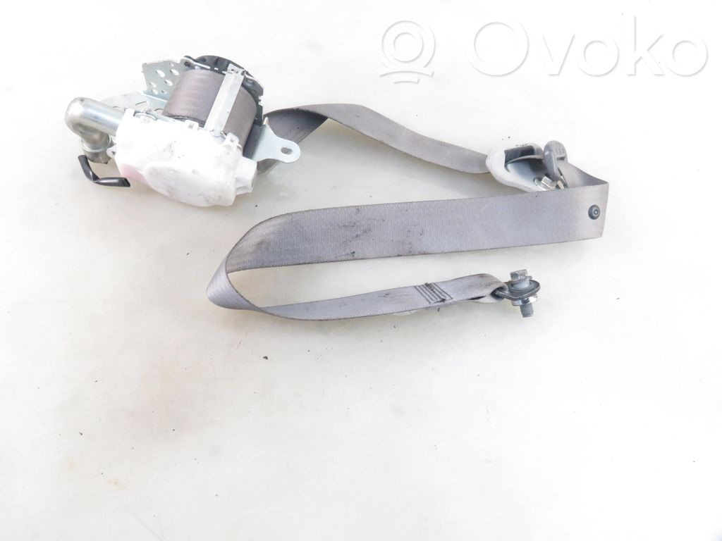 Daihatsu Cuore Cinturón delantero 