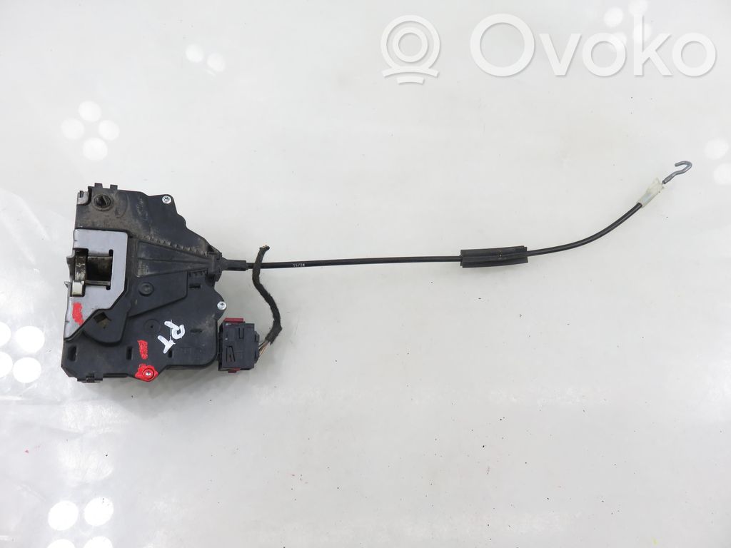 Opel Corsa D Takaoven lukko 