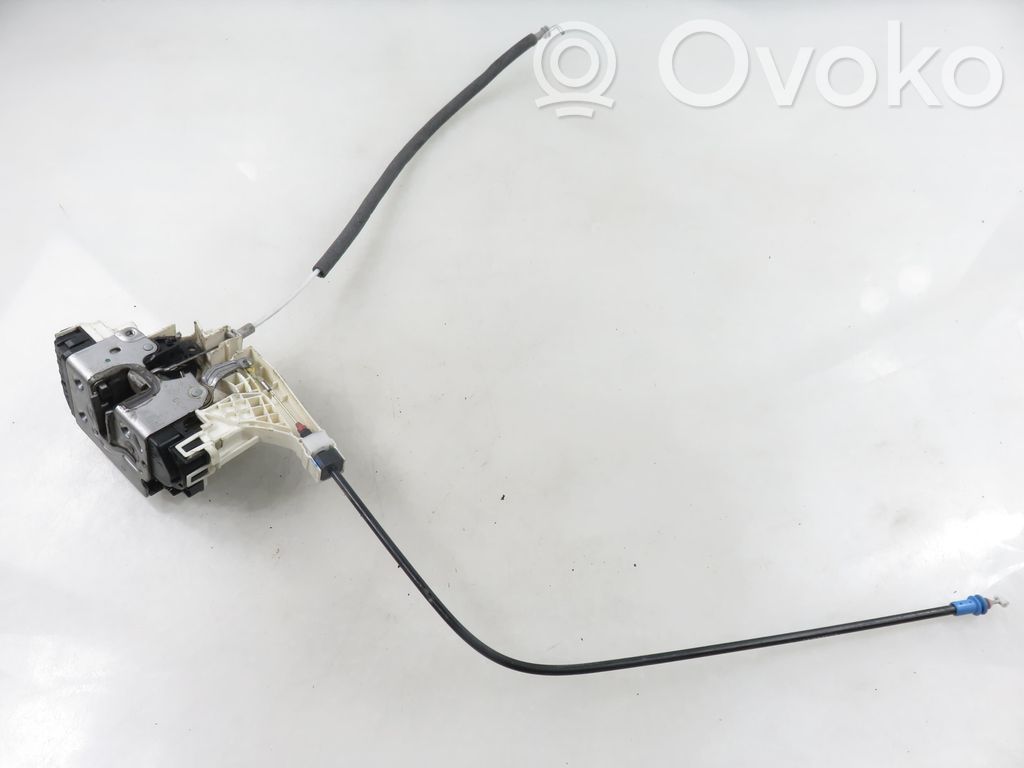 Mercedes-Benz Sprinter W906 Zamek drzwi przednich 
