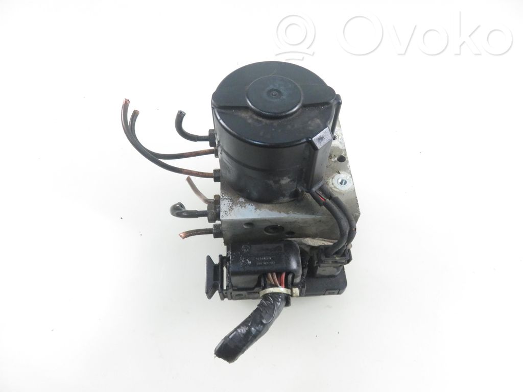 Volkswagen PASSAT B4 Pompa ABS 