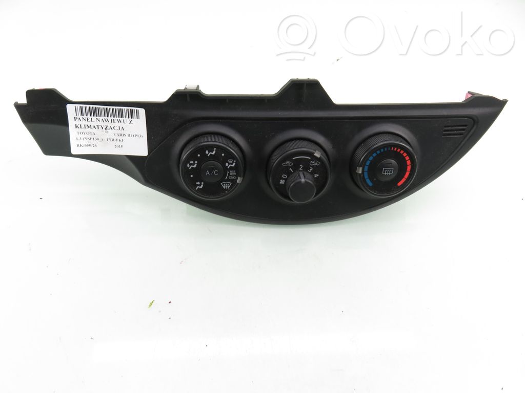 Toyota Yaris Przełącznik / Włącznik nawiewu dmuchawy 
