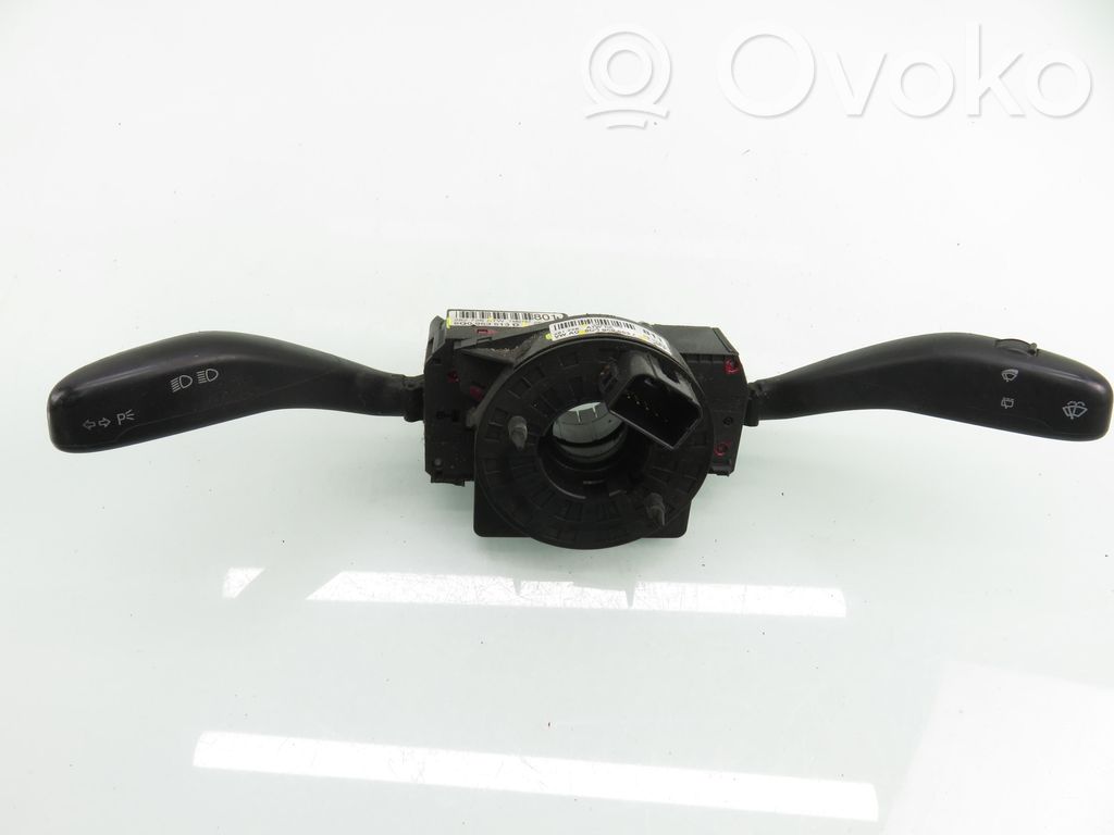 Seat Cordoba (6L) Leva/interruttore dell’indicatore di direzione e tergicristallo 