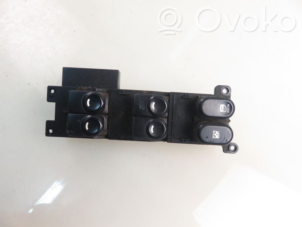 Electric window control switch   935702L010,935702L010