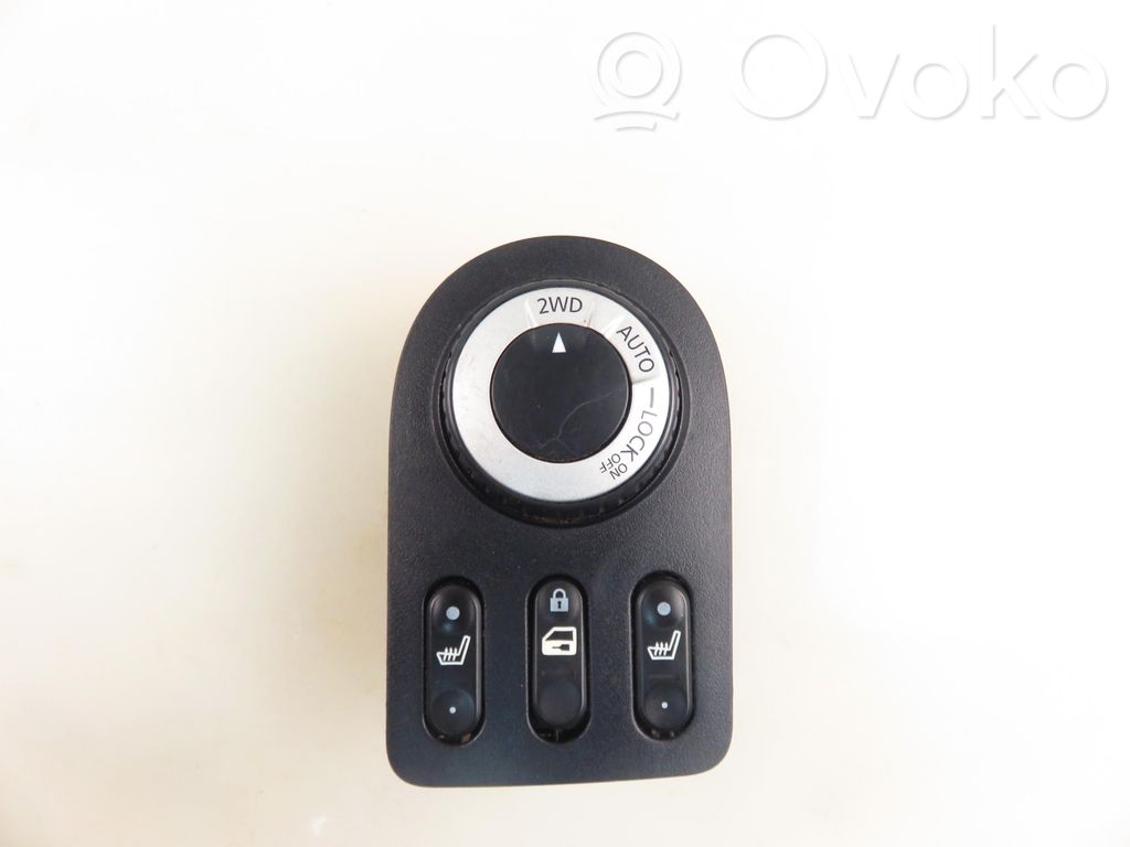 Unitate de control consolă centrală   96912JD61A,96912JD61A