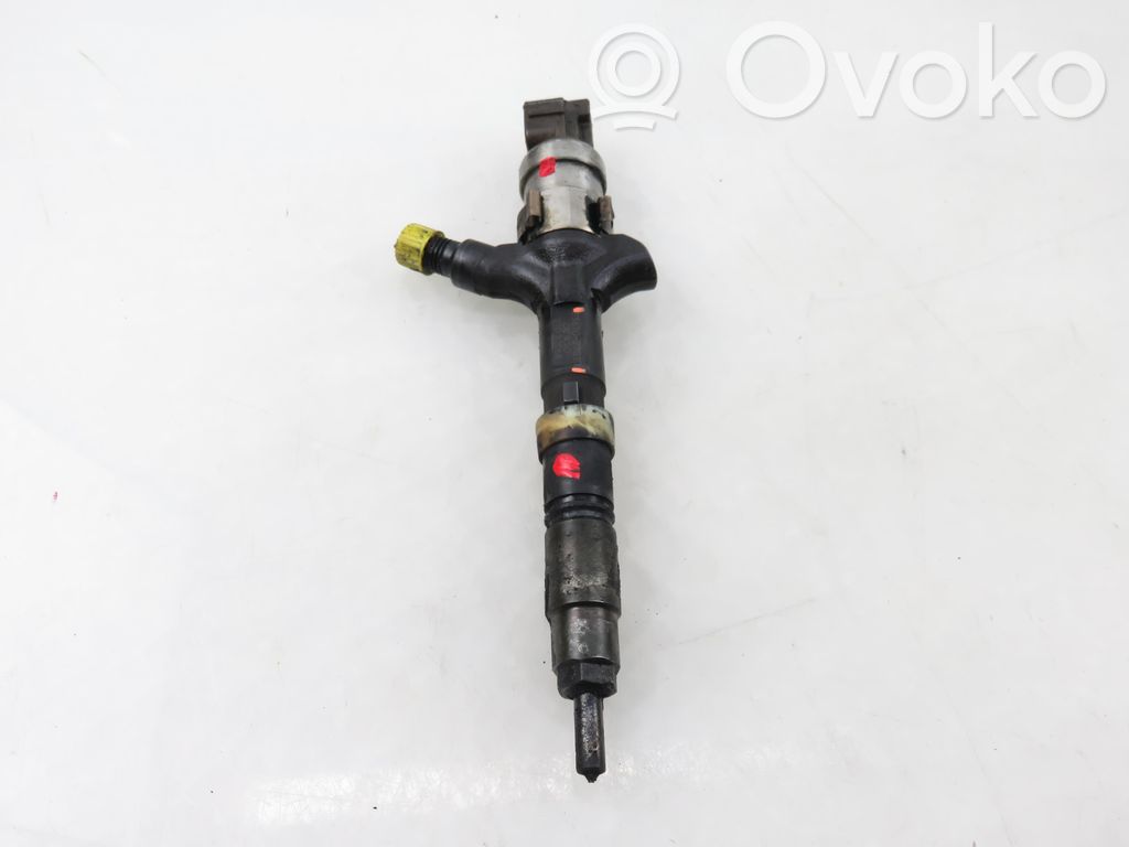 Toyota RAV 4 (XA20) Injector combustibil 