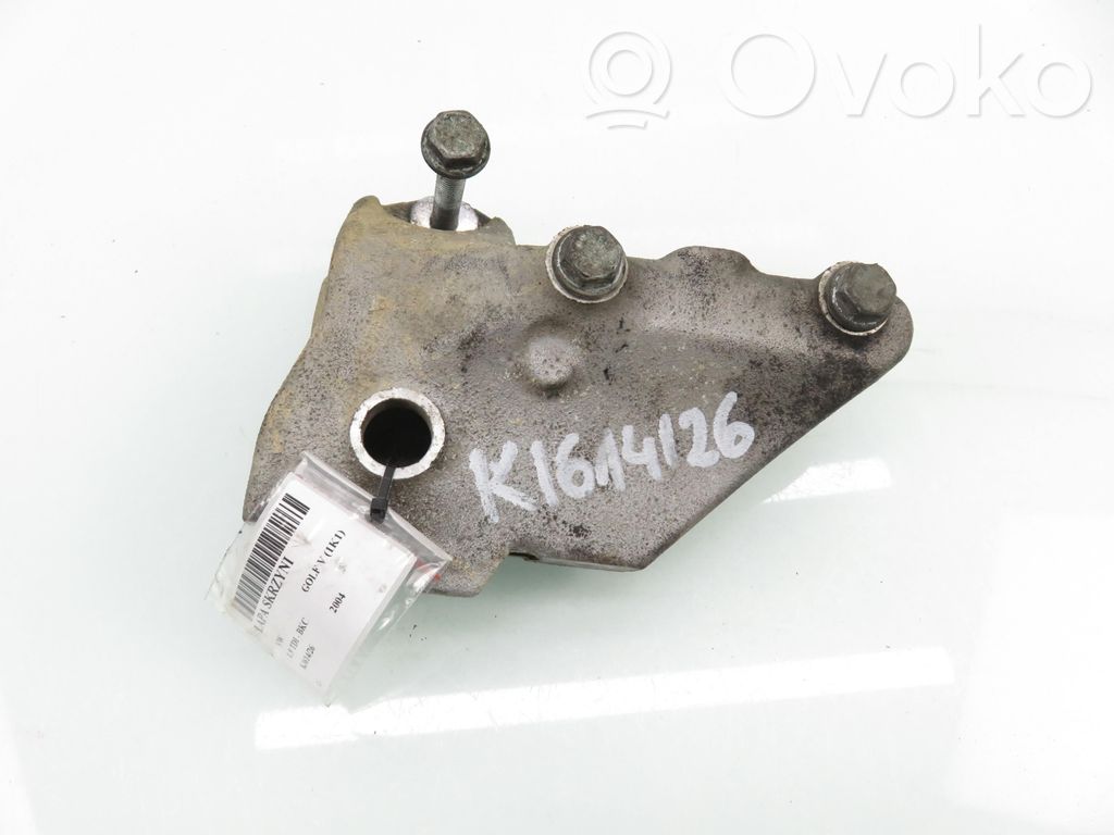 Volkswagen Golf V Support de boîte de vitesses 
