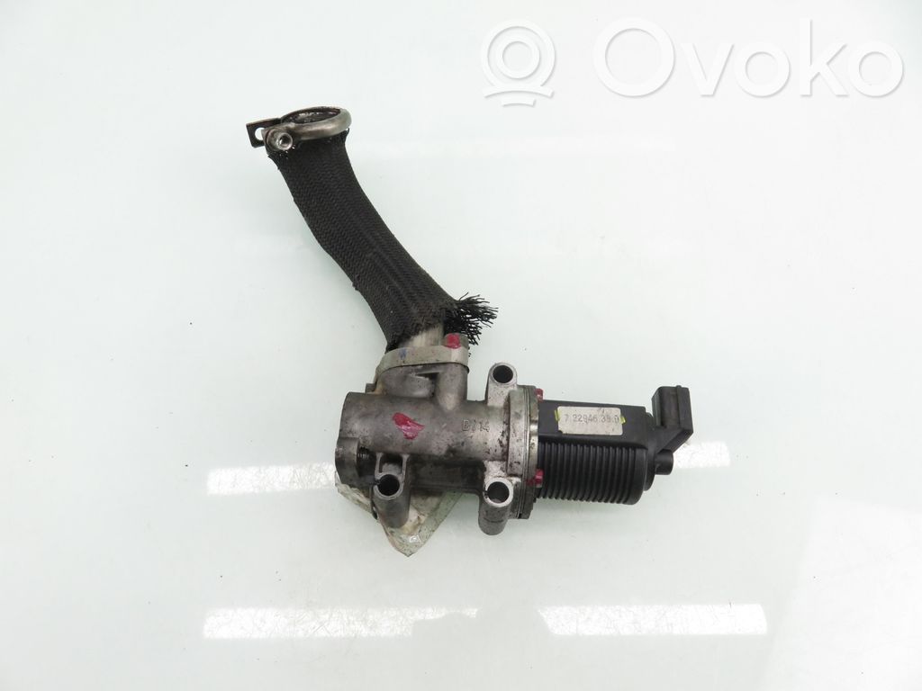 Opel Zafira B Zawór EGR 