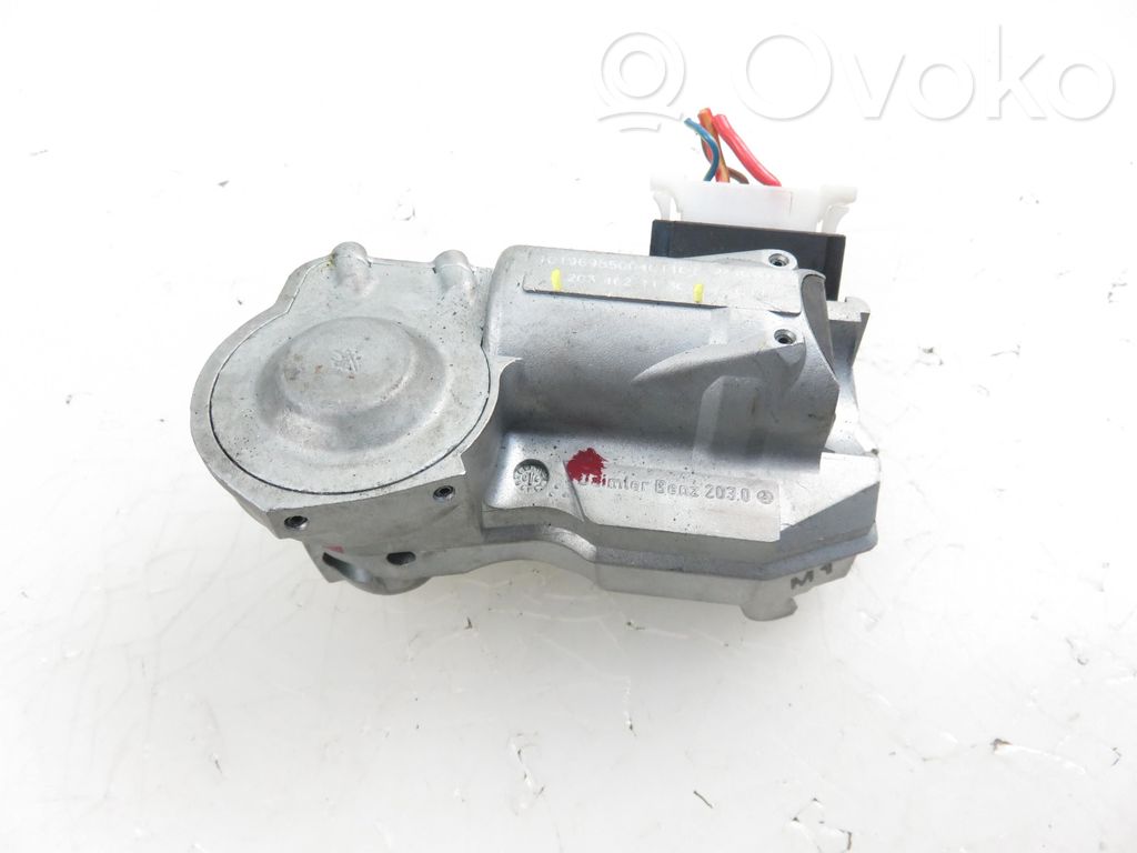 Mercedes-Benz E AMG W211 Steering wheel lock