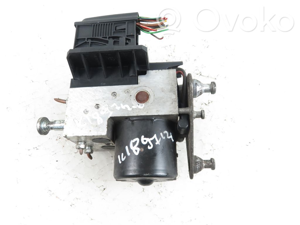 Mercedes-Benz A W168 Bomba de ABS