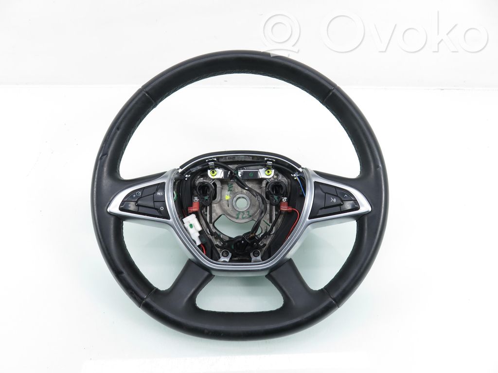Dacia Duster Stūre 