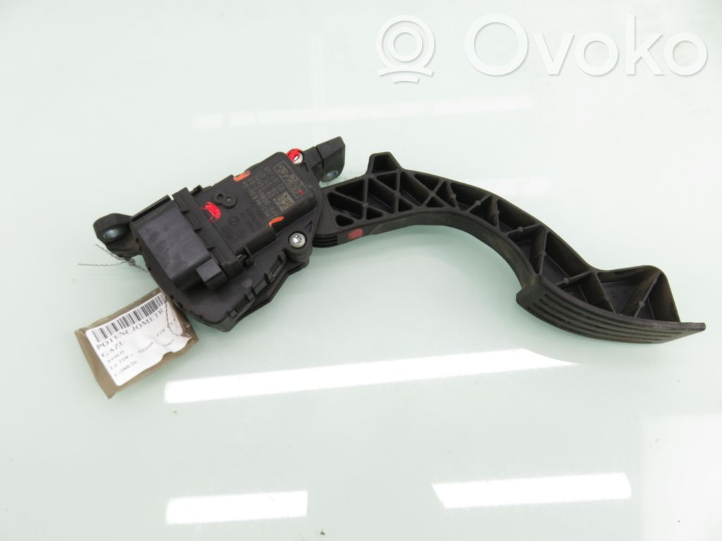 Ford Focus Accelerator throttle pedal