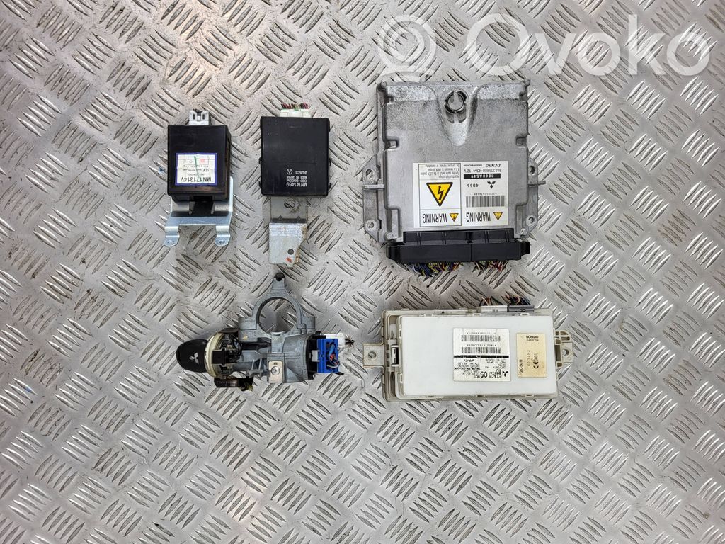 Mitsubishi L200 Engine ECU kit and lock set 