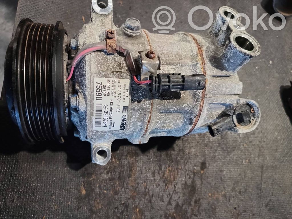 Engine control unit/module   012570101B5,39157559