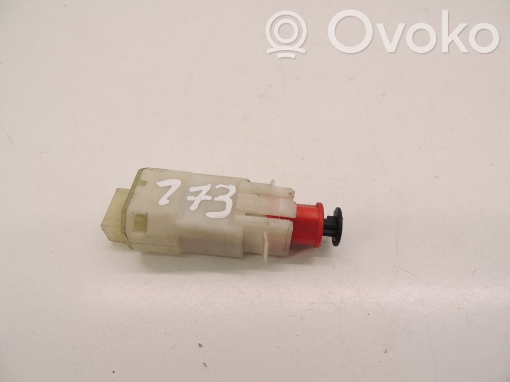 Opel Zafira A Sensor del pedal de embrague 