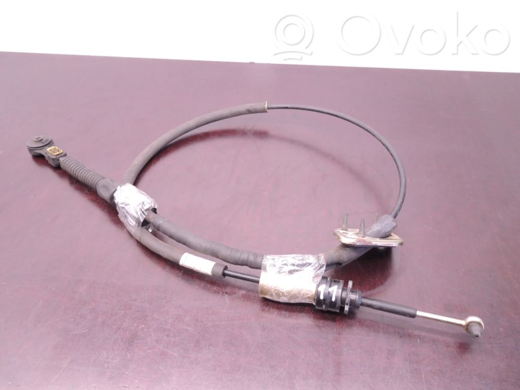 Gear shift cable linkage   D11