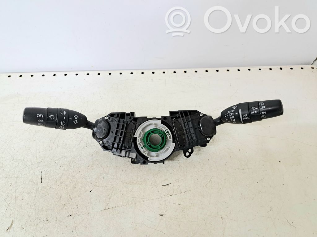 Honda CR-V Pyyhkimen/suuntavilkun vipukytkin 