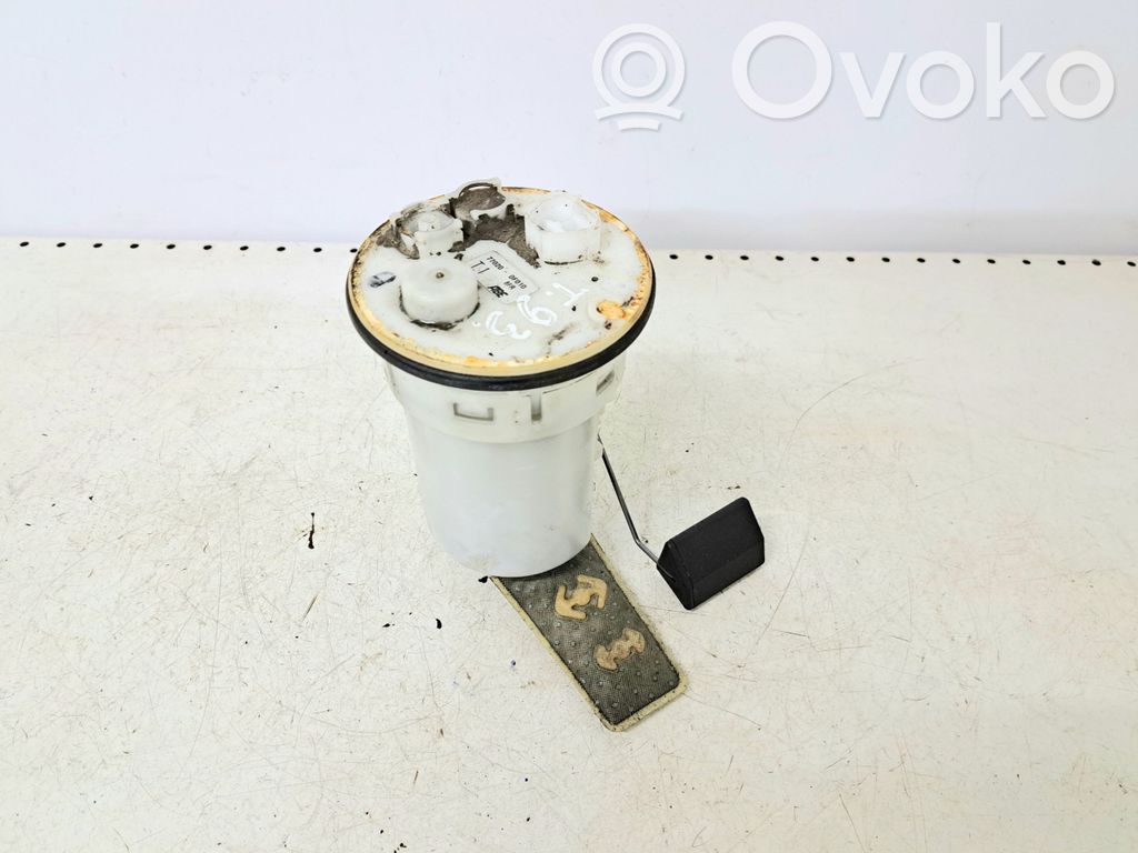 Toyota Corolla Verso AR10 Bomba interna de combustible 