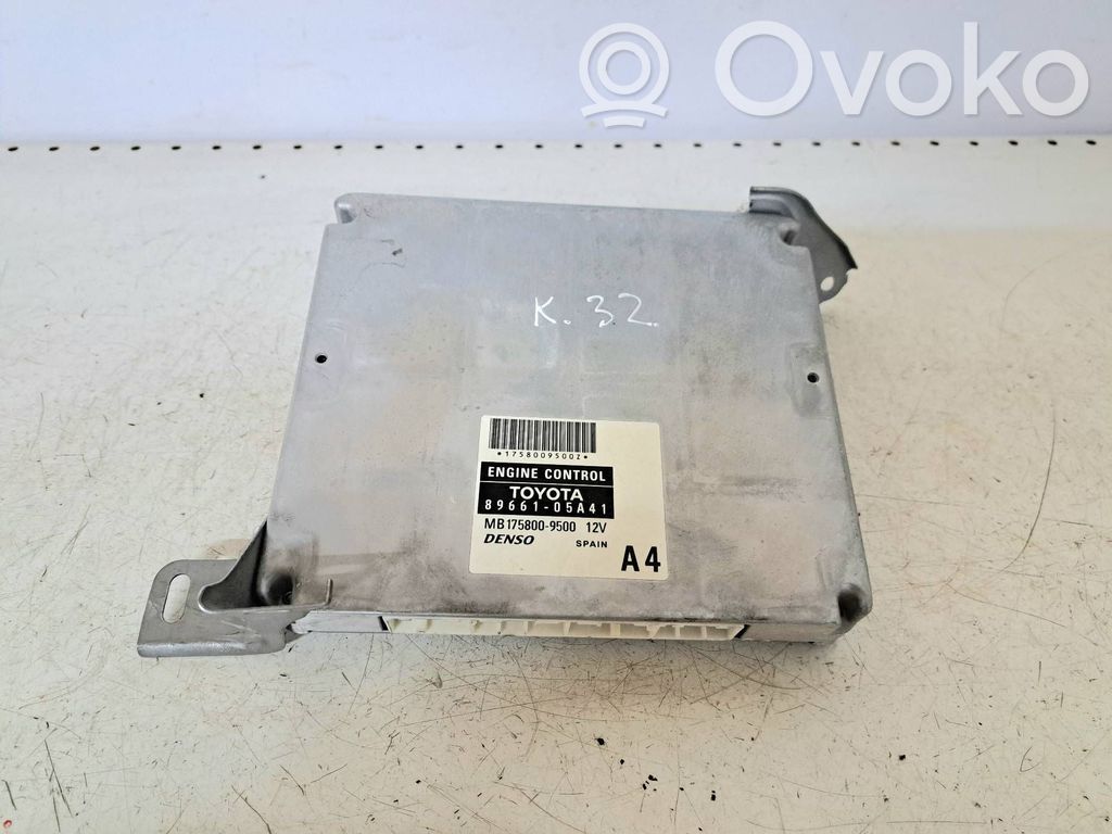 Toyota Avensis T250 Engine control unit/module 