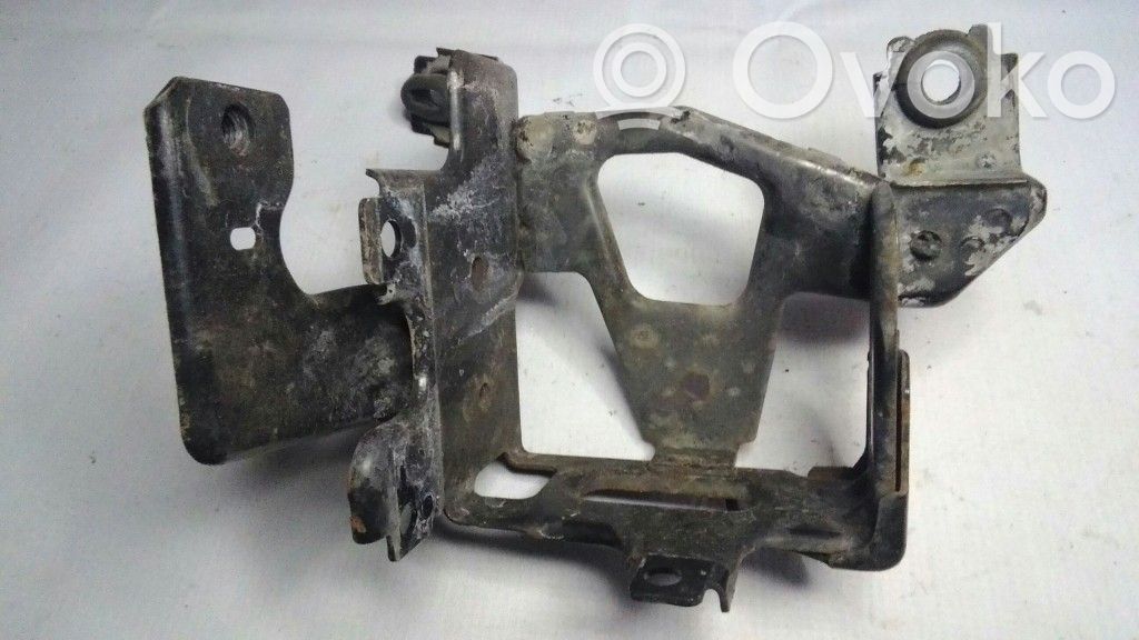 Opel Zafira B ABS pump bracket 