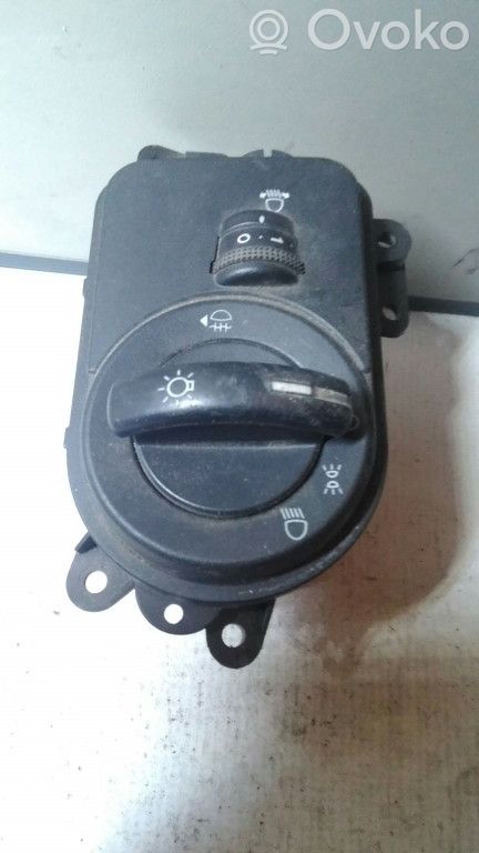 Ford Fiesta Light switch 