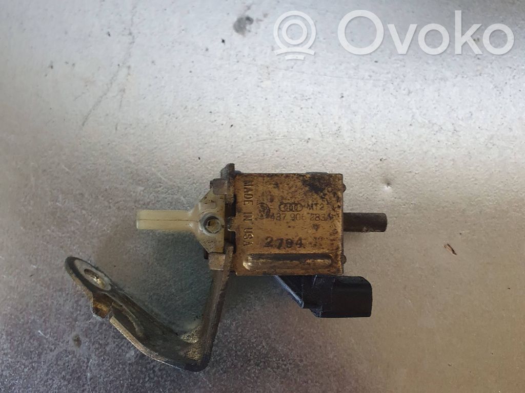 Audi A4 S4 B5 8D Turbo solenoid valve 