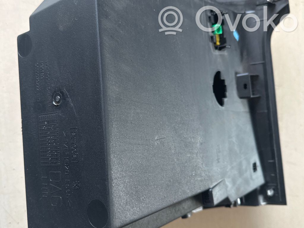 Peugeot 207 Glove box 
