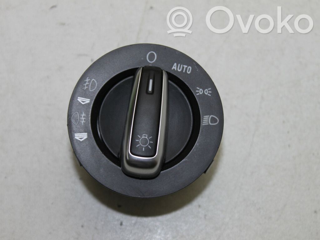 Light switch