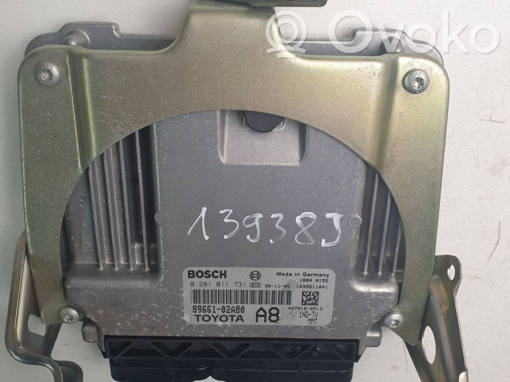 Toyota Corolla E120 E130 Engine control unit/module 