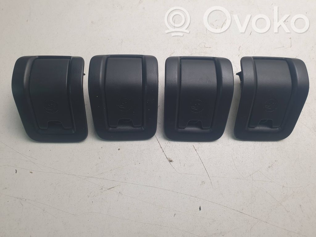 ISOFIX-kotelo   8V0887233A,1092448X