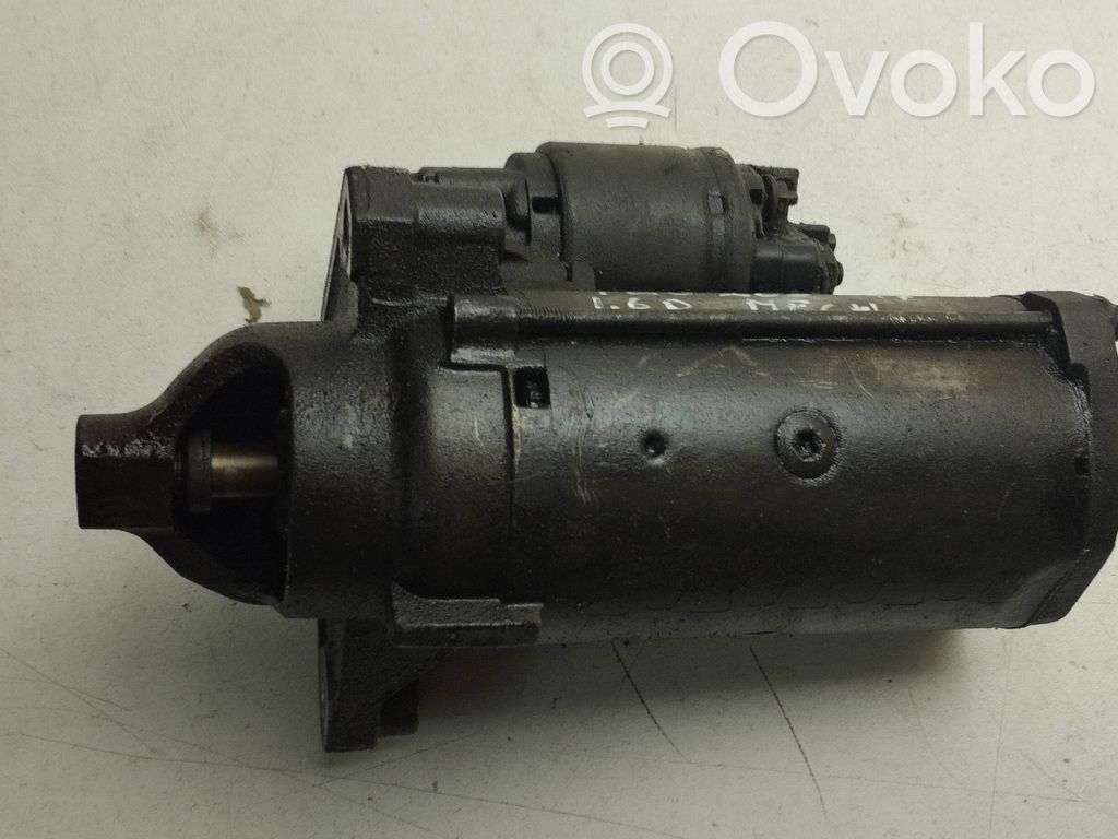 Peugeot 208 I Starter motor 