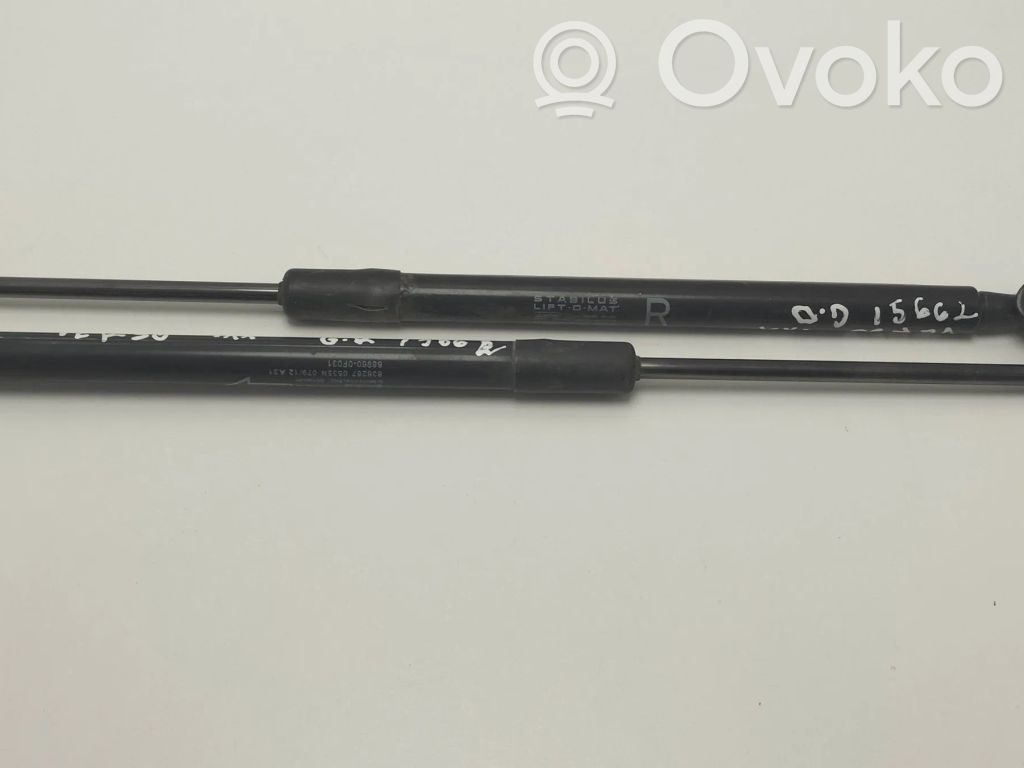 Toyota Verso Tailgate/trunk strut/damper 