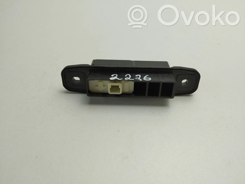 Toyota Prius (XW30) Tailgate/trunk/boot exterior handle 