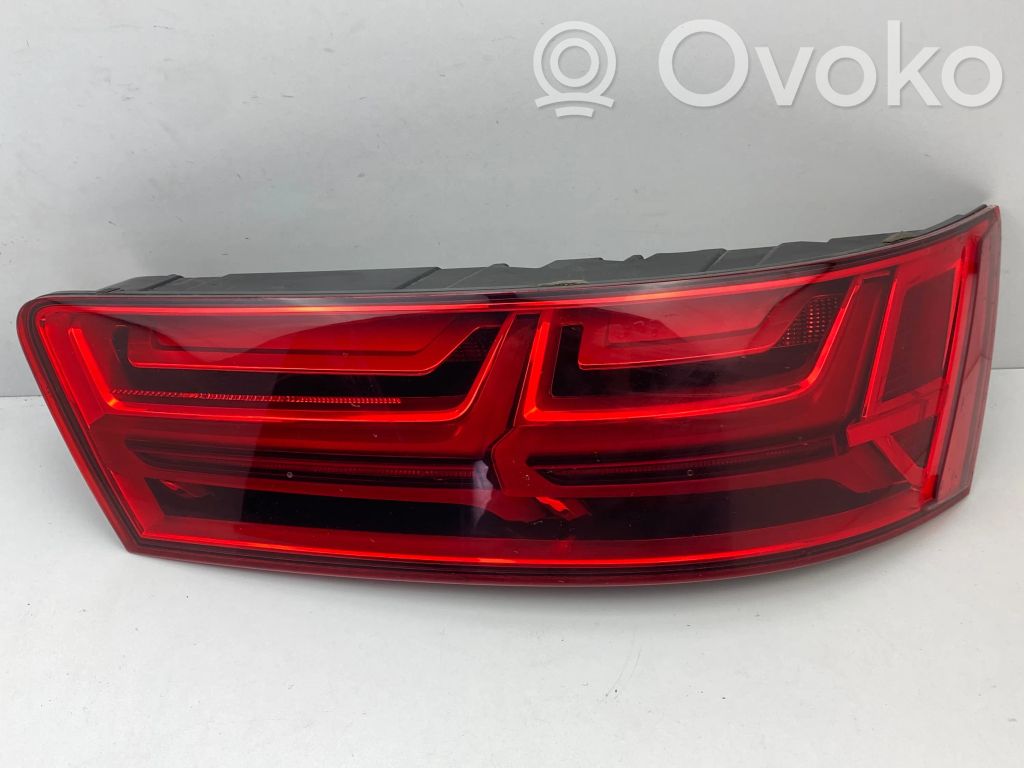 Audi Q7 4M Takaluukun takavalot 