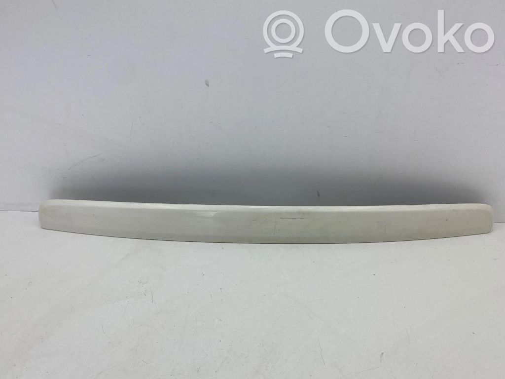 Porsche Cayenne (92A) Trunk door license plate light bar 