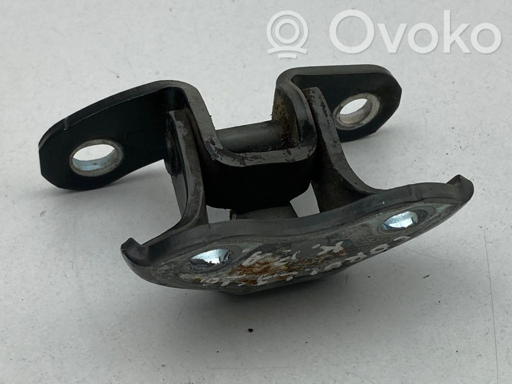 Front door lower hinge   ES03,0820