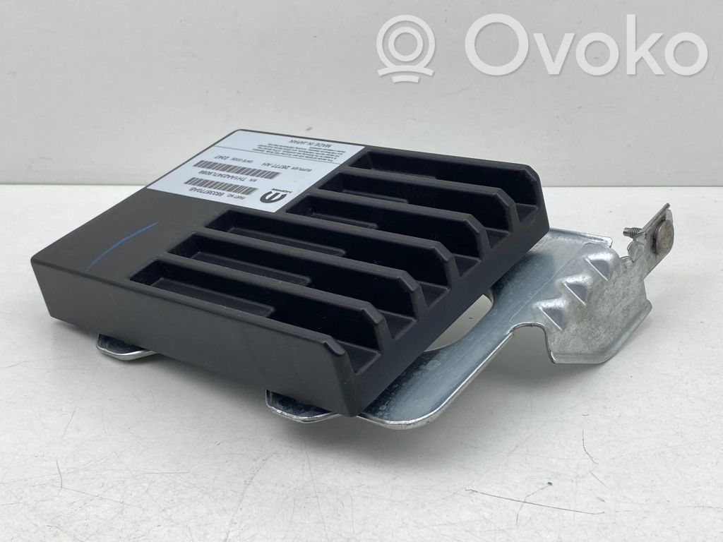 Chrysler Pacifica Sound amplifier 