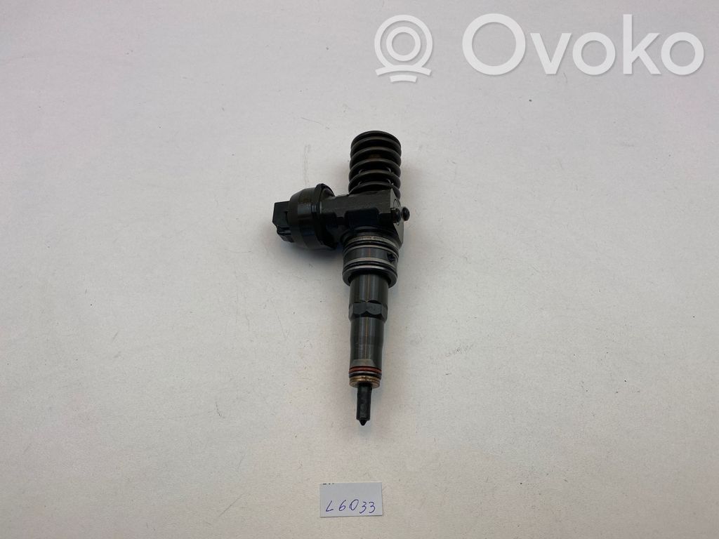 Volkswagen Caddy Inyector de combustible 