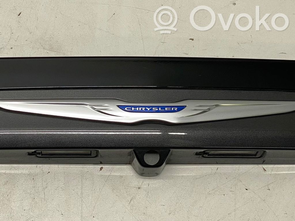 Chrysler Pacifica Éclairage de plaque d'immatriculation 