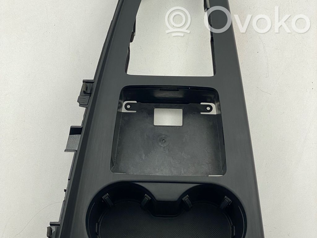 Audi A4 S4 B9 8W Consola central 