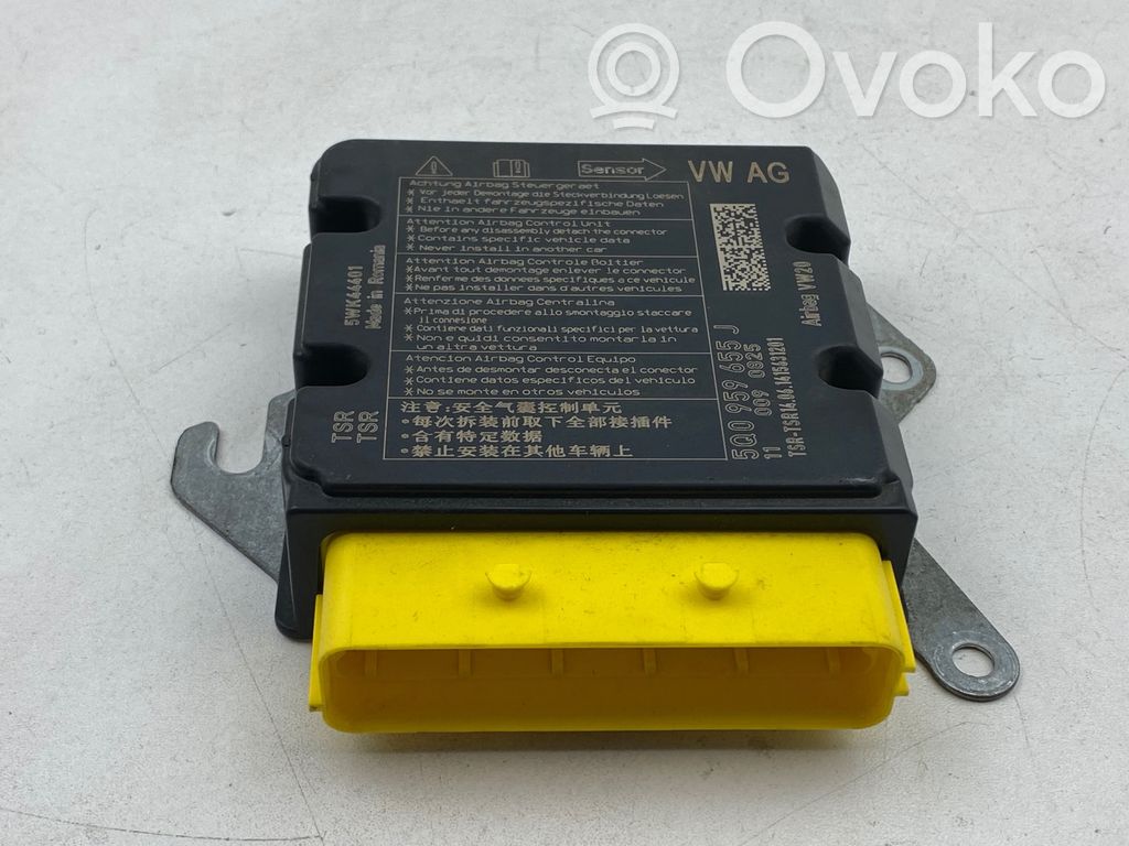 Audi A3 S3 8V Airbag control unit/module 