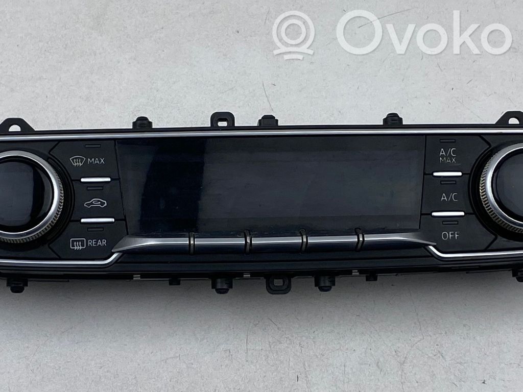 Audi Q7 4M Climate control unit 