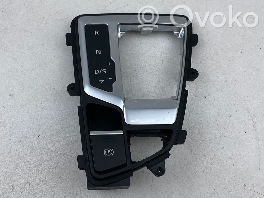 Audi Q7 4M Gear shifter surround trim plastic 