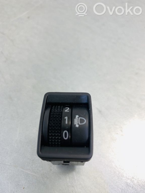 Headlight level height control switch   4EA0D,311061
