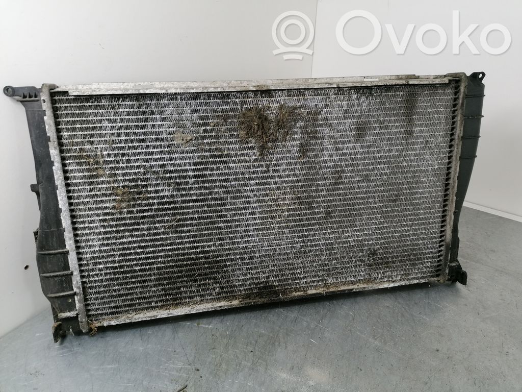 Dzesēšanas šķidruma radiators   6235916